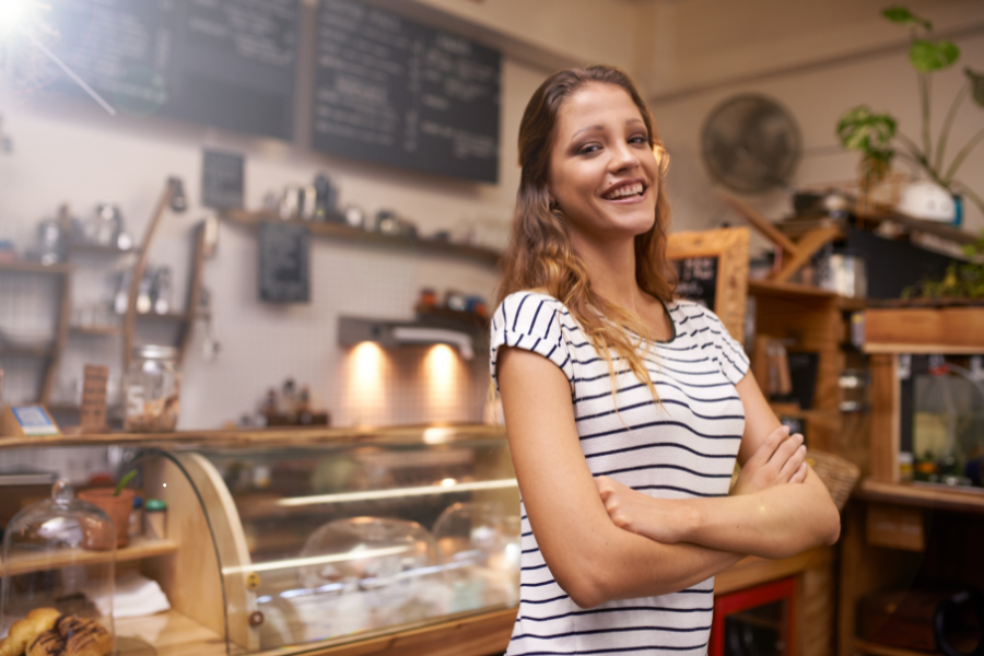 Independência financeira feminina: franquias impulsionam mulheres no empreendedorismo